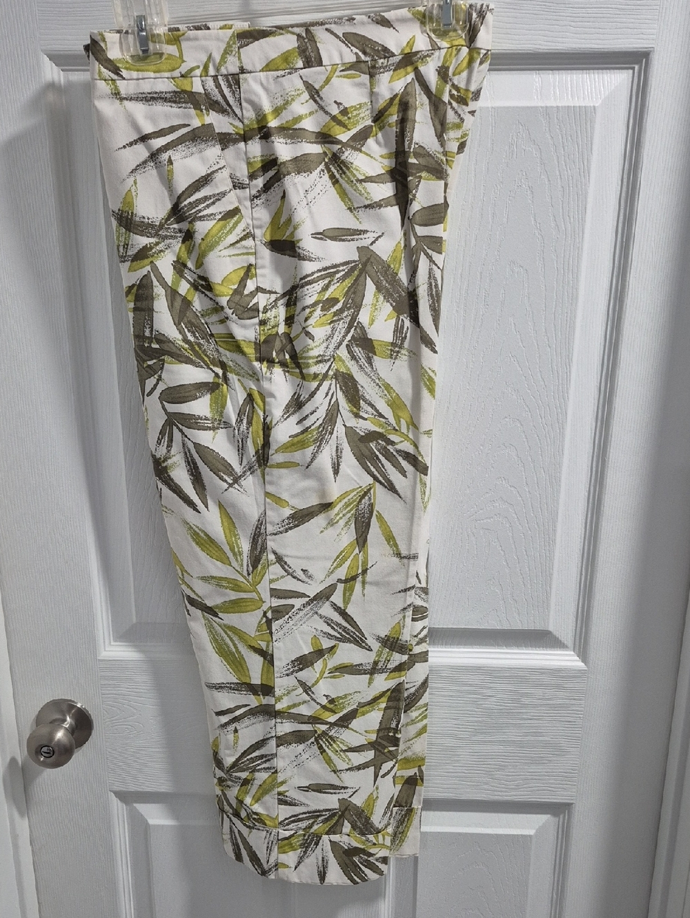 New York & Company White Pants with Olive and Lime Leaf Print